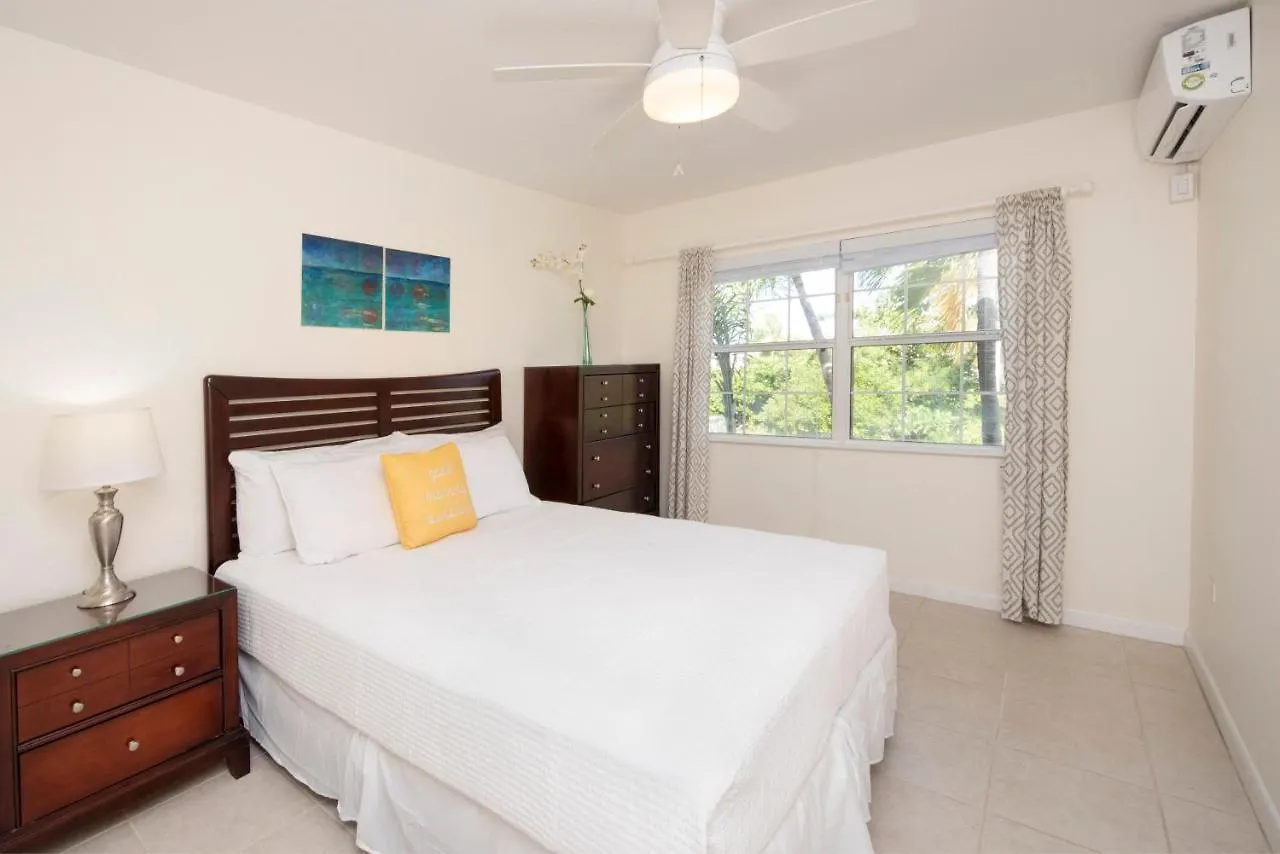 Snug Harbour View Condo #8 乔治城